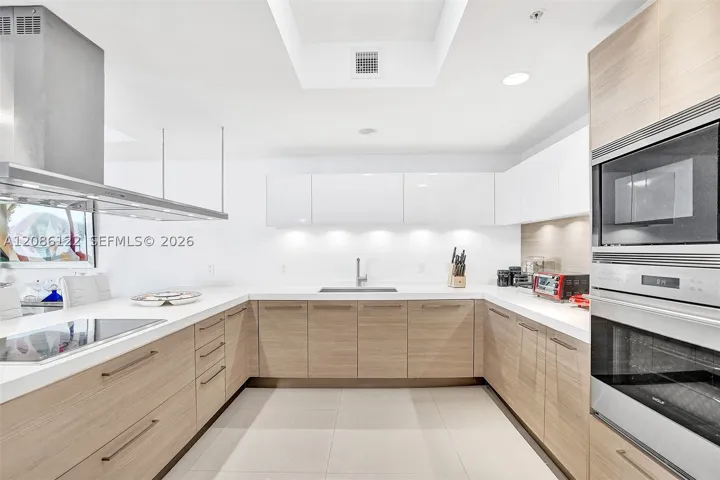 17301 Biscayne Blvd 1207, North Miami Beach, Florida 33160