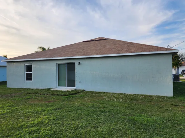 2862 SE Buccaneer Cir (4)