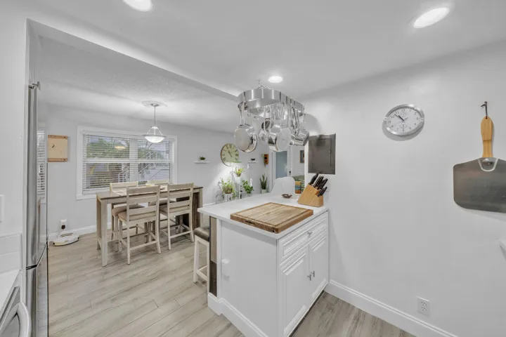 6 Kitchen (4)