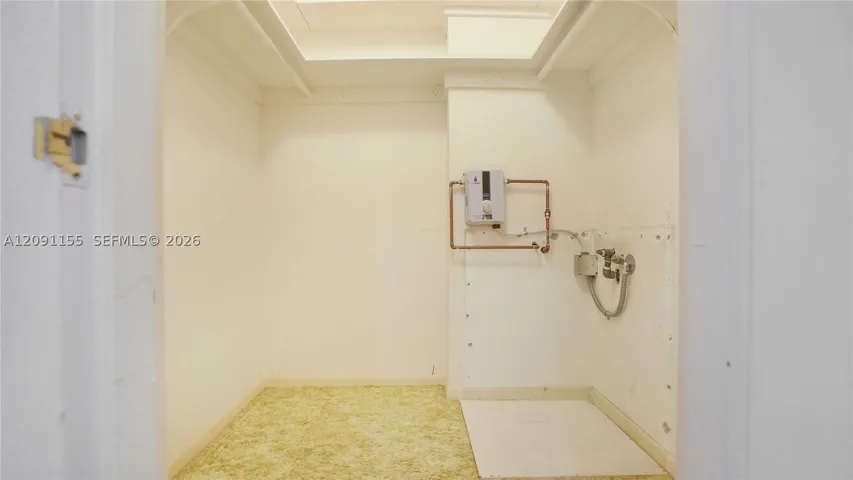 Walk-In Closets
