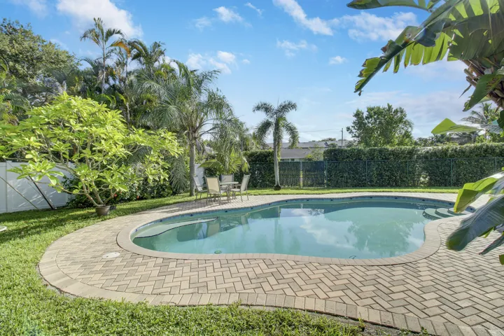 Saltwater pool