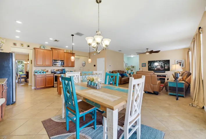 Kitchen 8