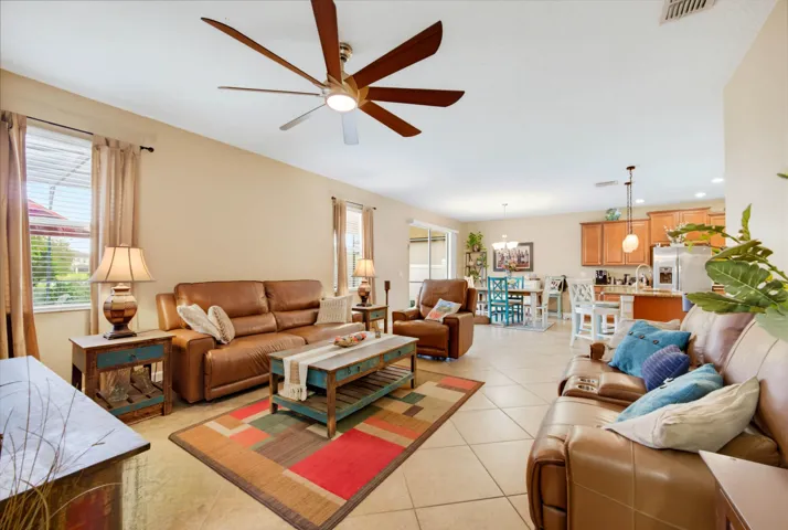 Living Room 4