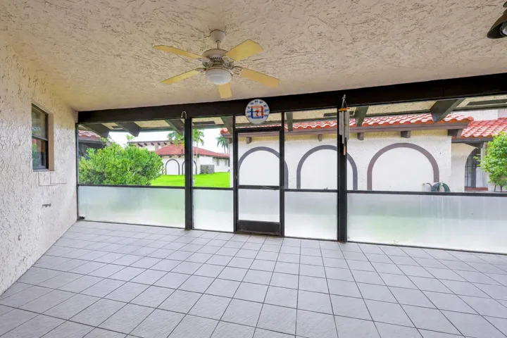 8129-patio19