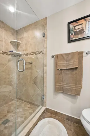 453A8521