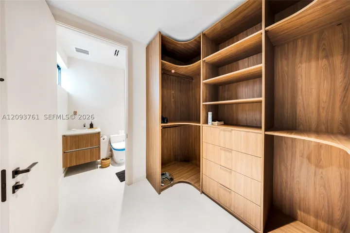 Closet