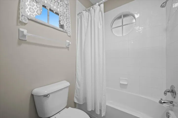 2nd Bathroom