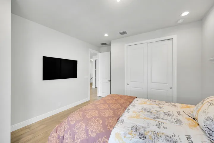 38_bedroom 2