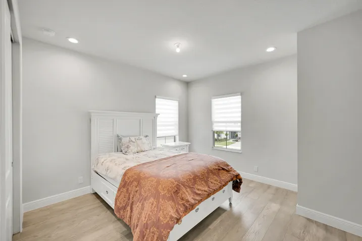 37_bedroom 2