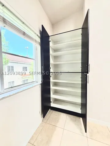 3423 W 80th St 204, Hialeah, Florida 33018