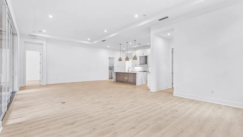 Kitchen-Great Room