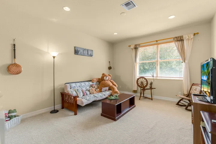 5566-57th-Ave-HigMedia-033