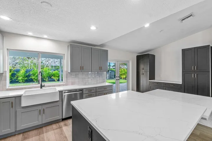 011-4593EllwoodDrive-DelrayBeach-FL-3344