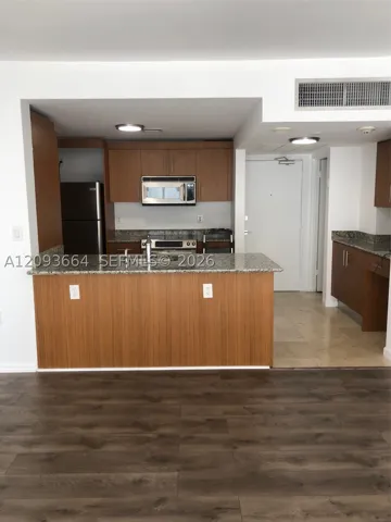 10275 Collins Ave 715, Bal Harbour, Florida 33154