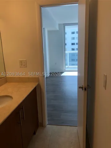 10275 Collins Ave 715, Bal Harbour, Florida 33154