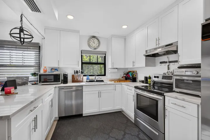 12-web-or-mls-5D1A8580