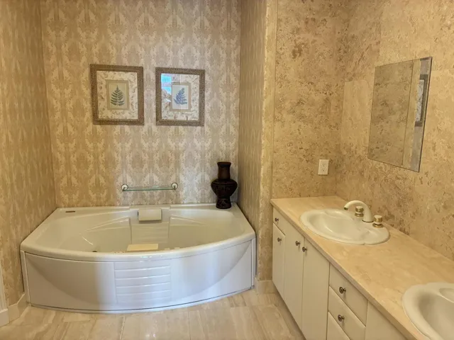 Master Bath