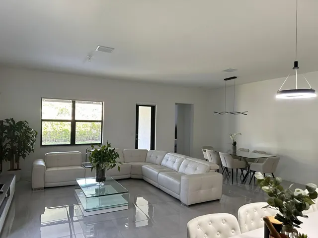 Living & Dining Area