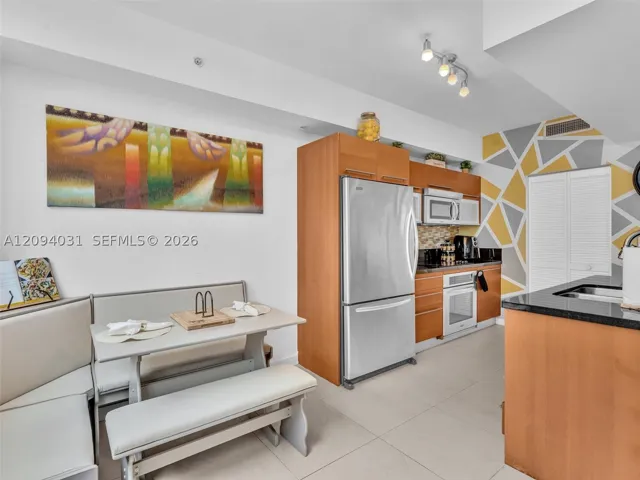 253 Ne 2nd St 2208, Miami, Florida 33132