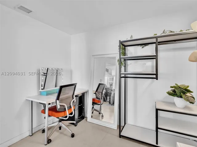253 Ne 2nd St 2208, Miami, Florida 33132
