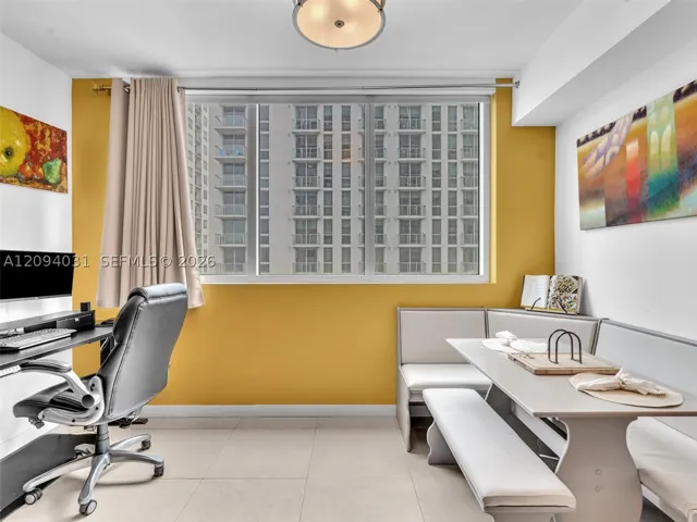 253 Ne 2nd St 2208, Miami, Florida 33132
