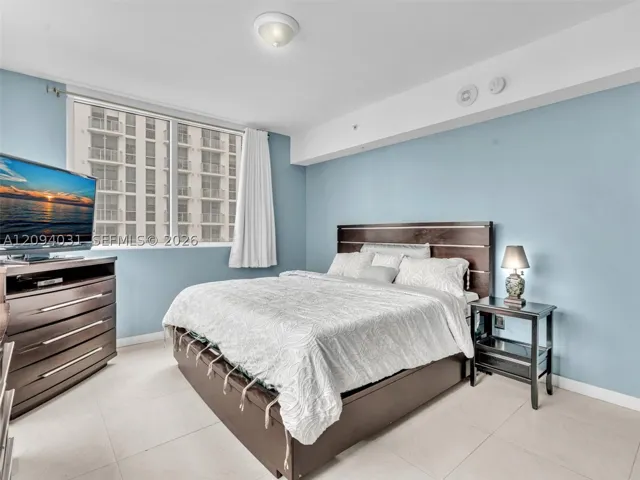 253 Ne 2nd St 2208, Miami, Florida 33132