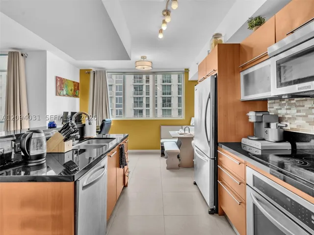253 Ne 2nd St 2208, Miami, Florida 33132