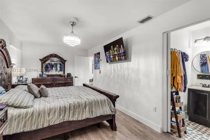Bedroom