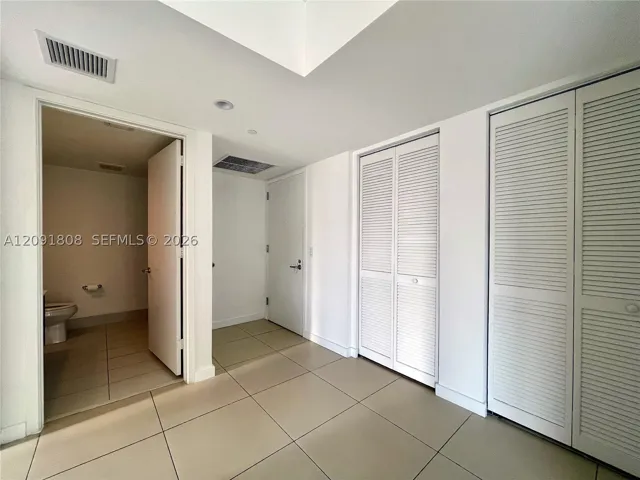 31 Se 6th St 1101, Miami, Florida 33131