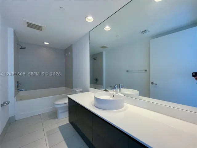 31 Se 6th St 1101, Miami, Florida 33131