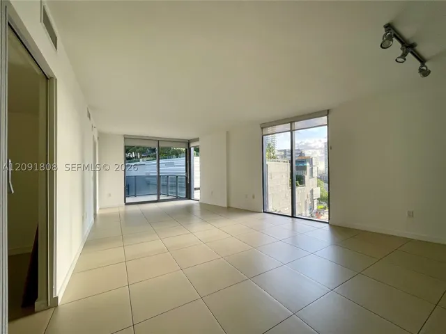 31 Se 6th St 1101, Miami, Florida 33131