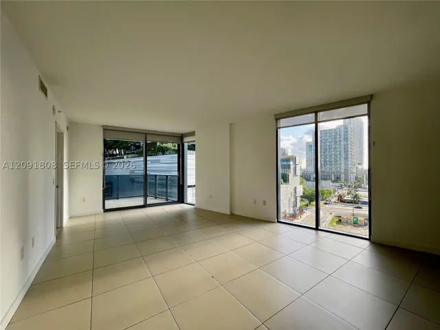 31 Se 6th St 1101, Miami, Florida 33131