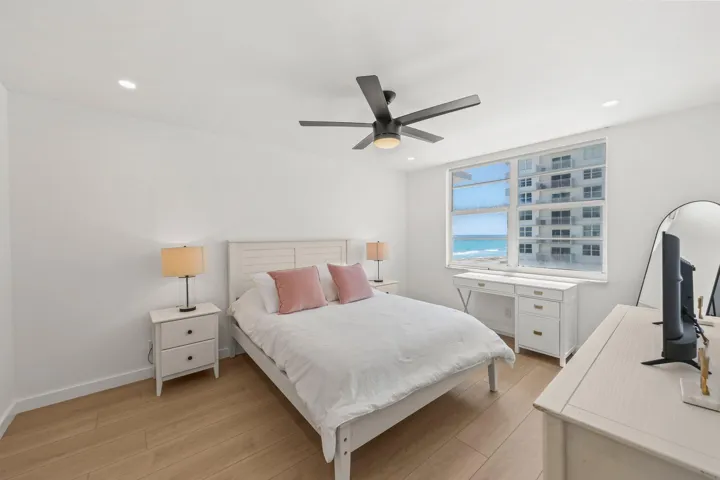 4505 S Ocean Blvd - 13.jpg-SMALL