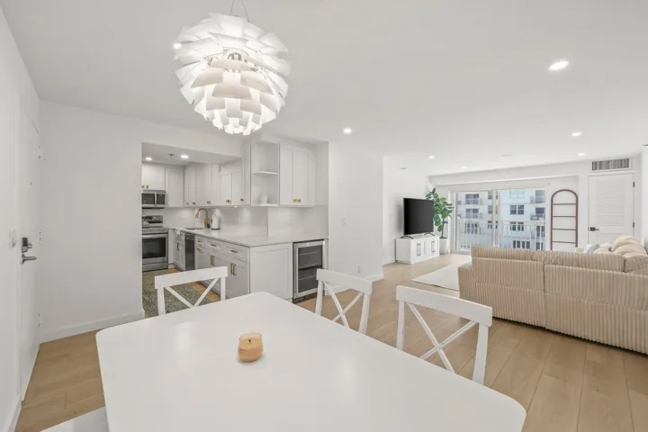 4505 S Ocean Blvd - 2.jpg-SMALL