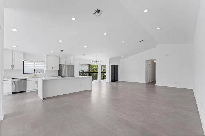 013-11152HighlandCircle-BocaRaton-FL-334