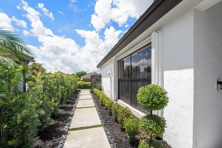 006-11152HighlandCircle-BocaRaton-FL-334