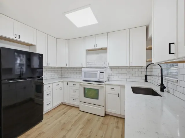 Kitchen 3