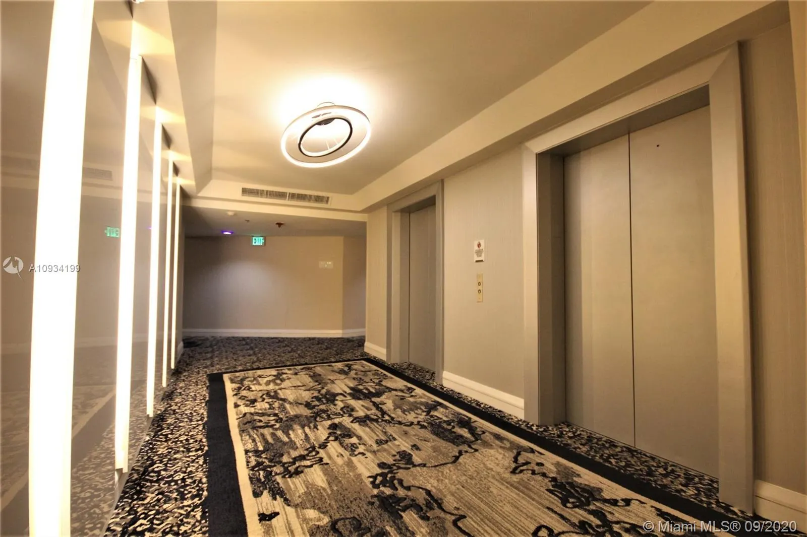 5161 Collins Av 806, Miami Beach, Florida 33140, Miami Beach, Florida 33140, 2 Bedrooms Bedrooms, ,2 BathroomsBathrooms,Residential Lease,For Rent,5161 Collins Av 806, Miami Beach, Florida 33140,A10934199