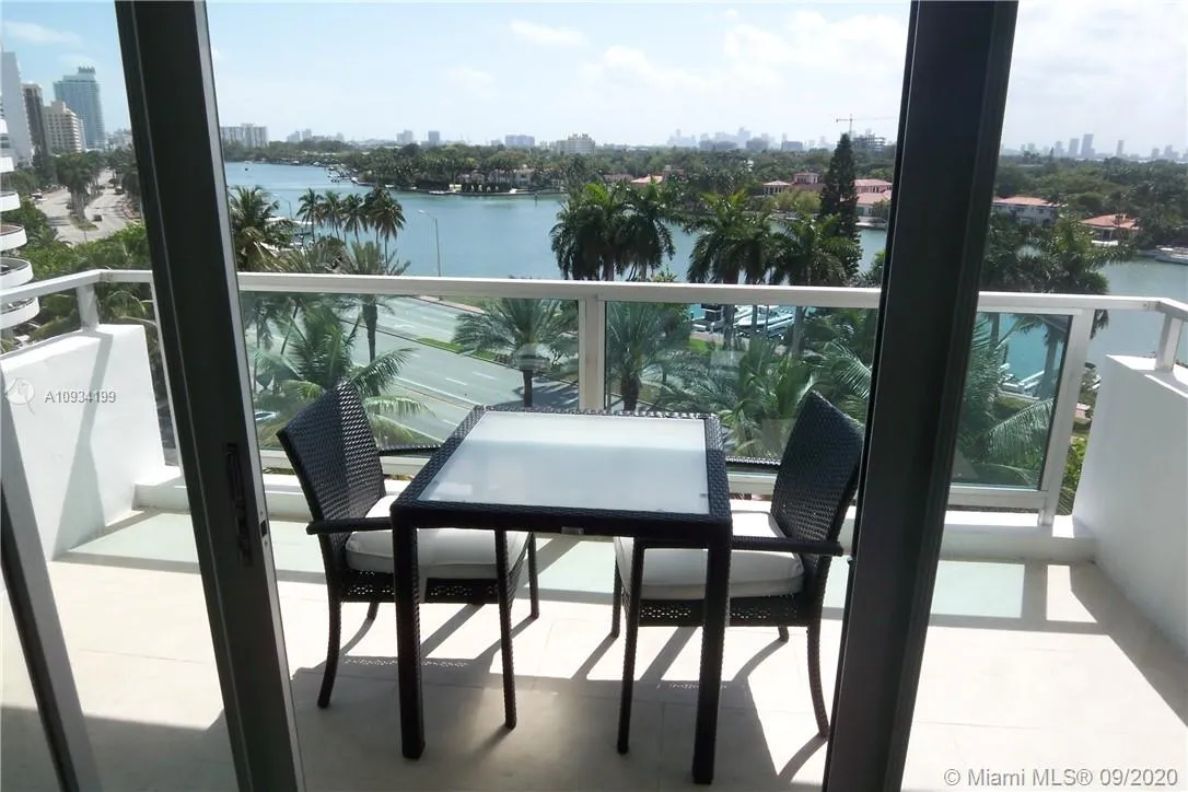 5161 Collins Av 806, Miami Beach, Florida 33140, Miami Beach, Florida 33140, 2 Bedrooms Bedrooms, ,2 BathroomsBathrooms,Residential Lease,For Rent,5161 Collins Av 806, Miami Beach, Florida 33140,A10934199