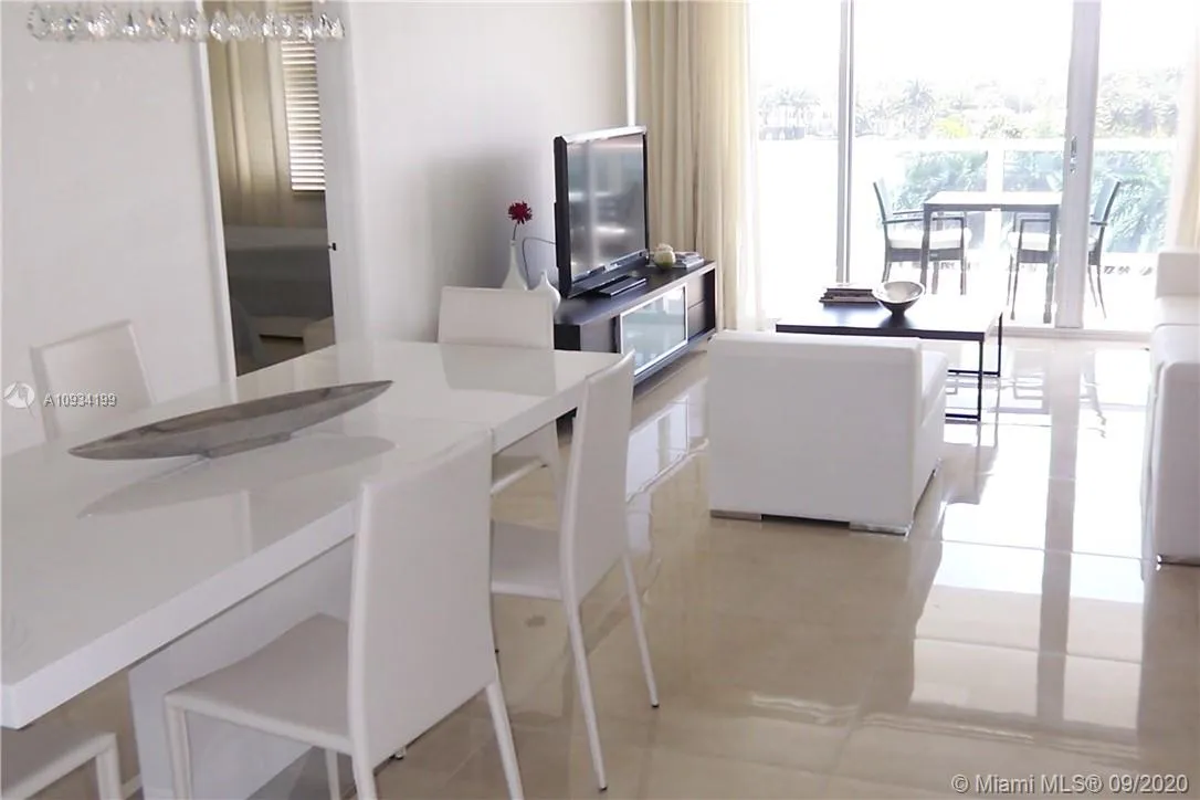 5161 Collins Av 806, Miami Beach, Florida 33140, Miami Beach, Florida 33140, 2 Bedrooms Bedrooms, ,2 BathroomsBathrooms,Residential Lease,For Rent,5161 Collins Av 806, Miami Beach, Florida 33140,A10934199