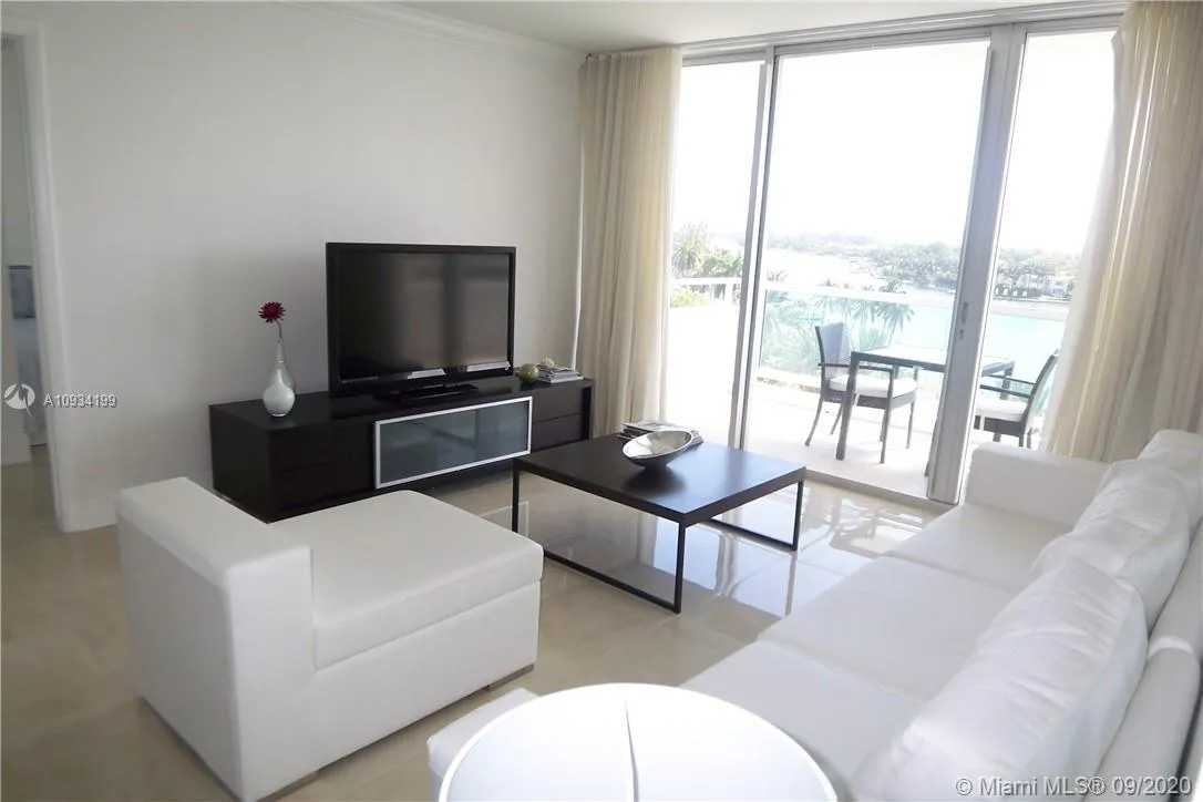 5161 Collins Av 806, Miami Beach, Florida 33140, Miami Beach, Florida 33140, 2 Bedrooms Bedrooms, ,2 BathroomsBathrooms,Residential Lease,For Rent,5161 Collins Av 806, Miami Beach, Florida 33140,A10934199