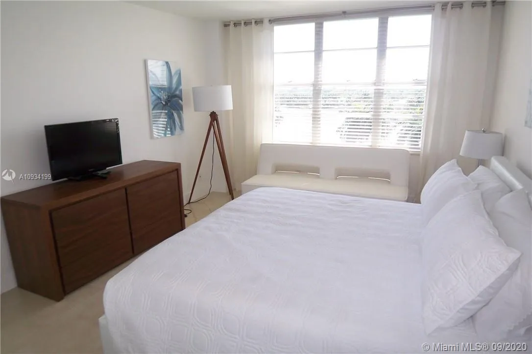 5161 Collins Av 806, Miami Beach, Florida 33140, Miami Beach, Florida 33140, 2 Bedrooms Bedrooms, ,2 BathroomsBathrooms,Residential Lease,For Rent,5161 Collins Av 806, Miami Beach, Florida 33140,A10934199