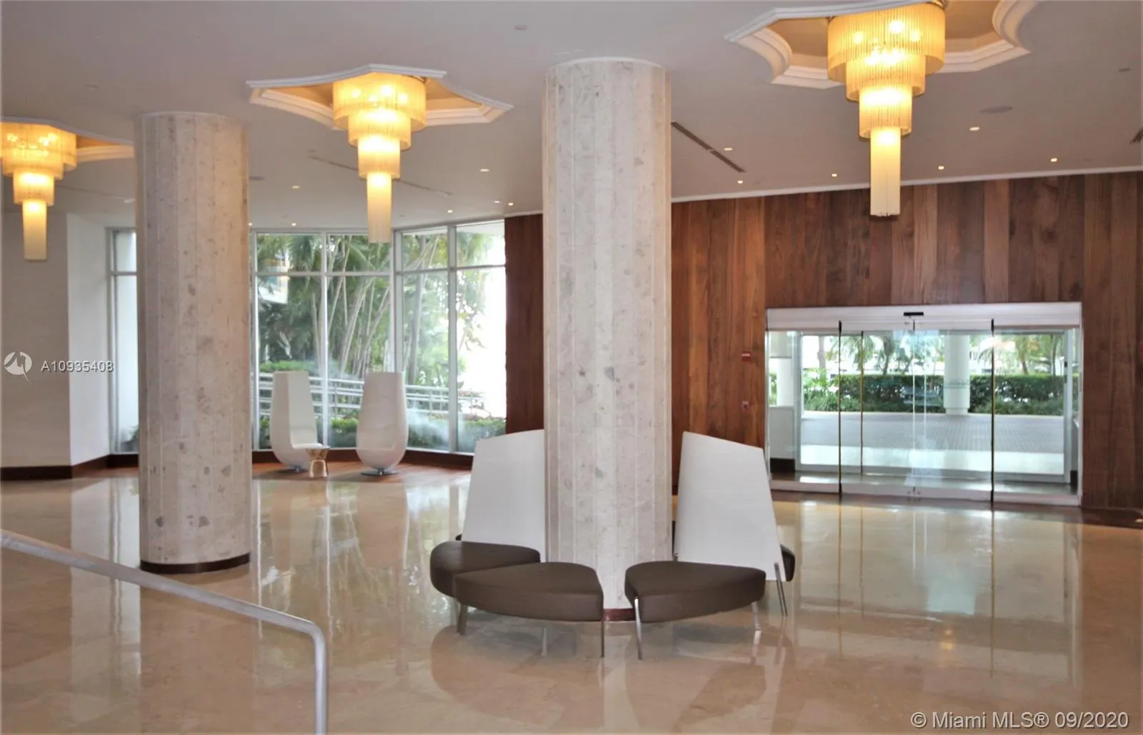 5161 Collins Av 508, Miami Beach, Florida 33140, Miami Beach, Florida 33140, 2 Bedrooms Bedrooms, ,2 BathroomsBathrooms,Residential Lease,For Rent,5161 Collins Av 508, Miami Beach, Florida 33140,A10935408