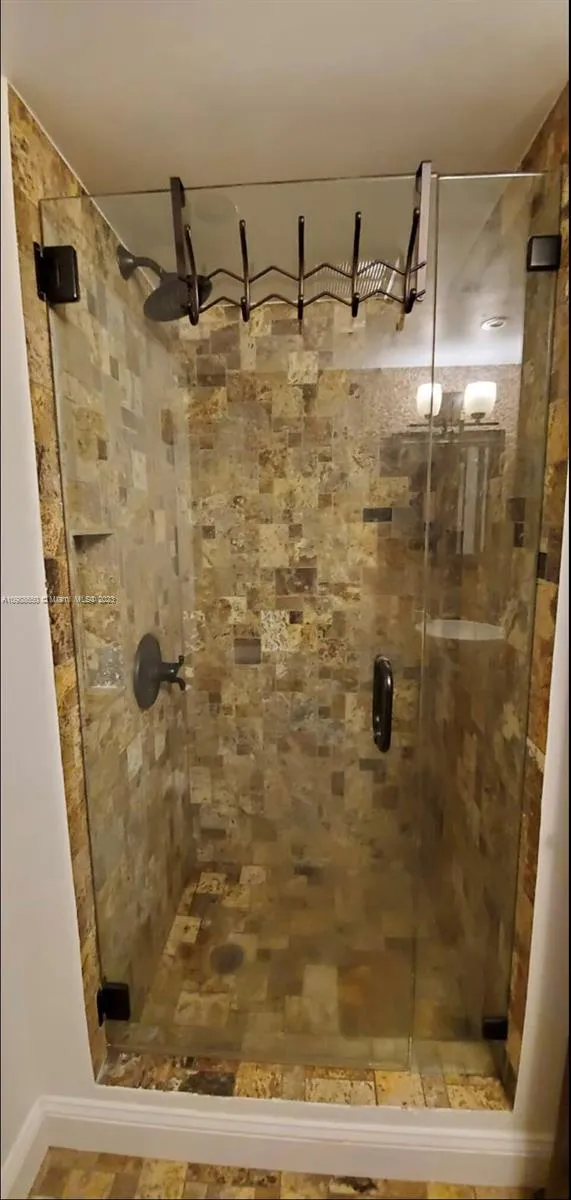 753 Michigan 2b, Miami Beach, Florida 33139, Miami Beach, Florida 33139, 1 Bedroom Bedrooms, ,1 BathroomBathrooms,Residential Lease,For Rent,753 Michigan 2b, Miami Beach, Florida 33139,A10988650
