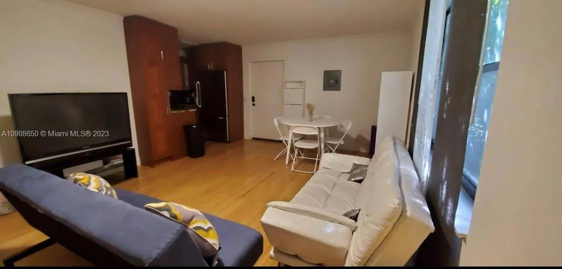 753 Michigan 2b, Miami Beach, Florida 33139, Miami Beach, Florida 33139, 1 Bedroom Bedrooms, ,1 BathroomBathrooms,Residential Lease,For Rent,753 Michigan 2b, Miami Beach, Florida 33139,A10988650
