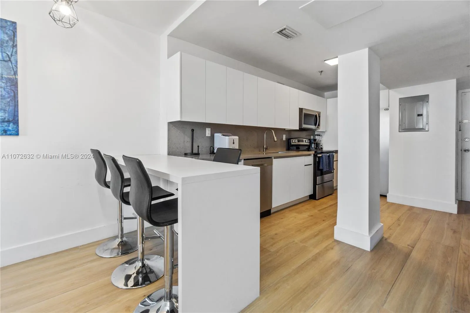 100 Lincoln Rd 1627, Miami Beach, Florida 33139, Miami Beach, Florida 33139, 1 Bedroom Bedrooms, ,1 BathroomBathrooms,Residential Lease,For Rent,100 Lincoln Rd 1627, Miami Beach, Florida 33139,A11072632