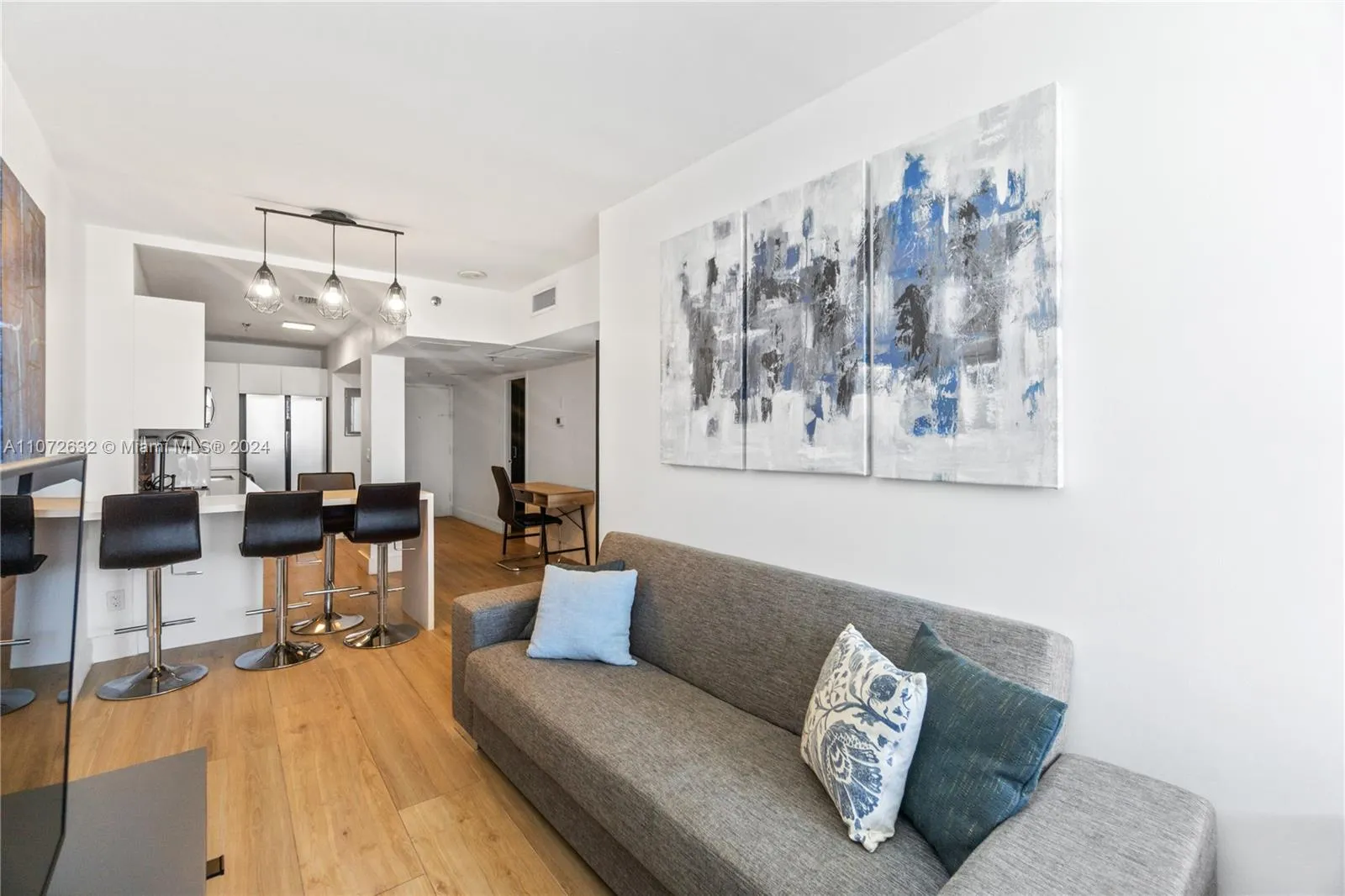 100 Lincoln Rd 1627, Miami Beach, Florida 33139, Miami Beach, Florida 33139, 1 Bedroom Bedrooms, ,1 BathroomBathrooms,Residential Lease,For Rent,100 Lincoln Rd 1627, Miami Beach, Florida 33139,A11072632