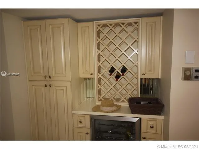 5151 Collins Av 1030, Miami Beach, Florida 33140, Miami Beach, Florida 33140, 2 Bedrooms Bedrooms, ,2 BathroomsBathrooms,Residential Lease,For Rent,5151 Collins Av 1030, Miami Beach, Florida 33140,A11086620