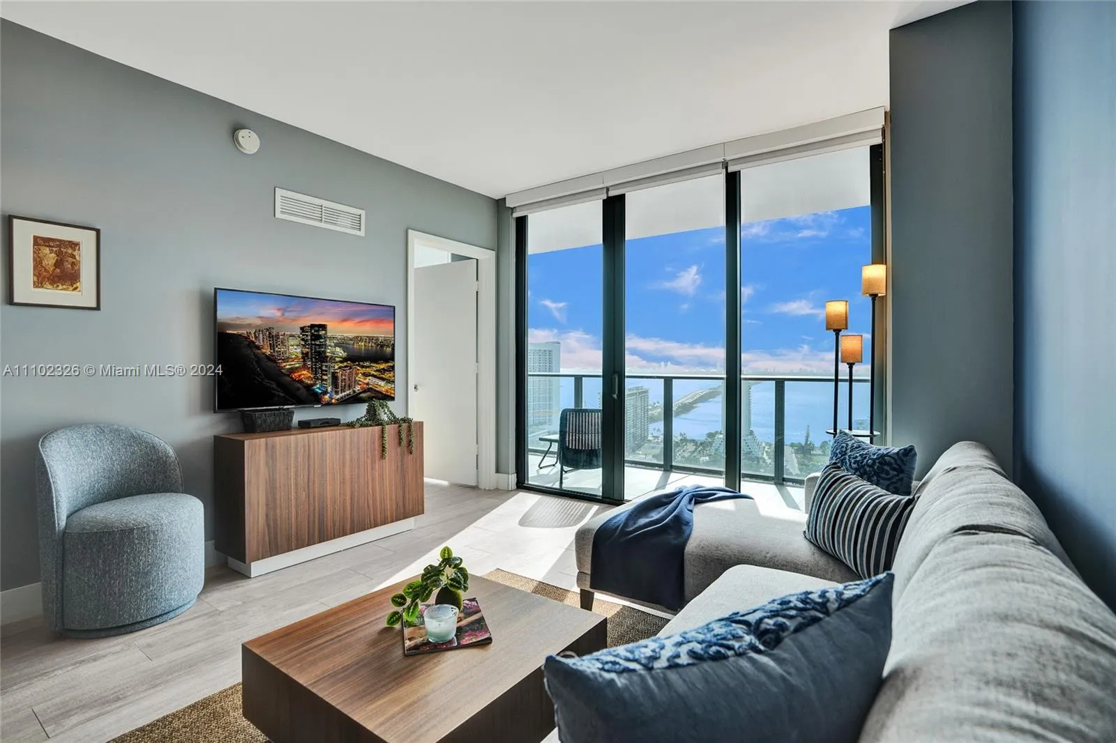 121 NE 34th St 2906, Miami, Florida 33137, Miami, Florida 33137, 1 Bedroom Bedrooms, ,2 BathroomsBathrooms,Residential Lease,For Rent,121 NE 34th St 2906, Miami, Florida 33137,A11102326