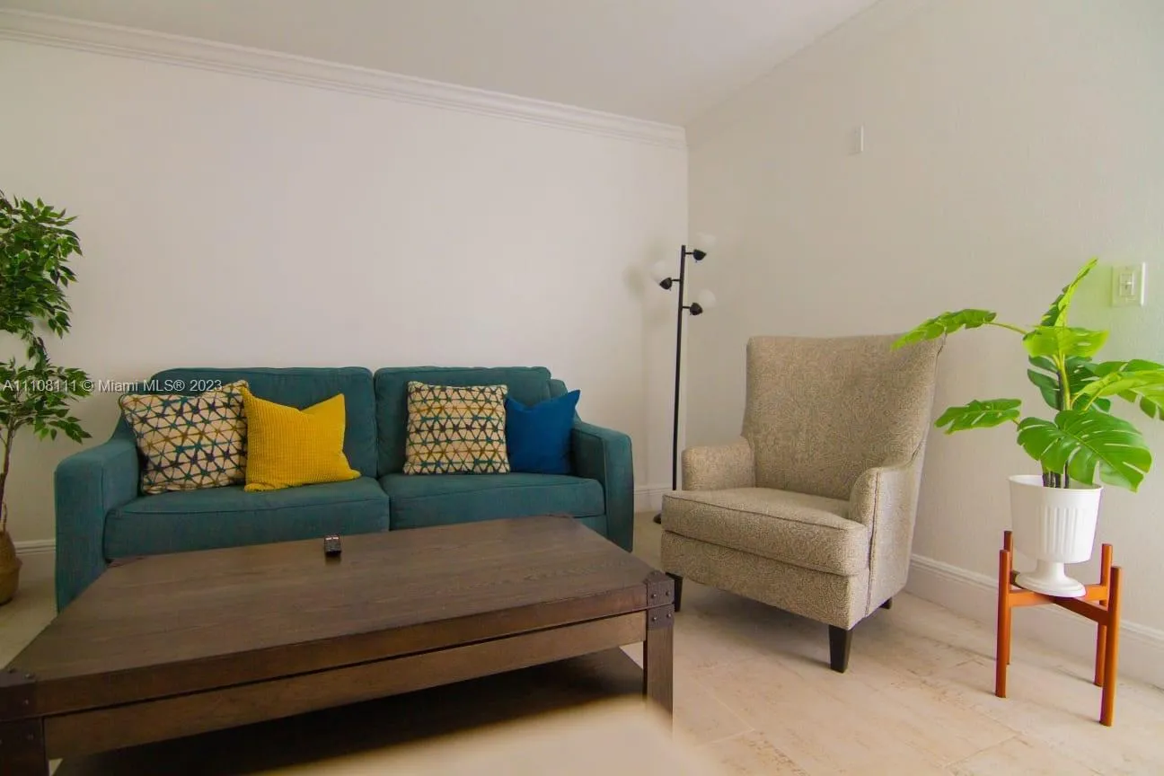 753 Michigan 3a, Miami Beach, Florida 33139, Miami Beach, Florida 33139, 1 Bedroom Bedrooms, ,1 BathroomBathrooms,Residential Lease,For Rent,753 Michigan 3a, Miami Beach, Florida 33139,A11108111